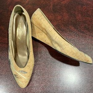 8 1/2 Norman Kaplan wedge heels